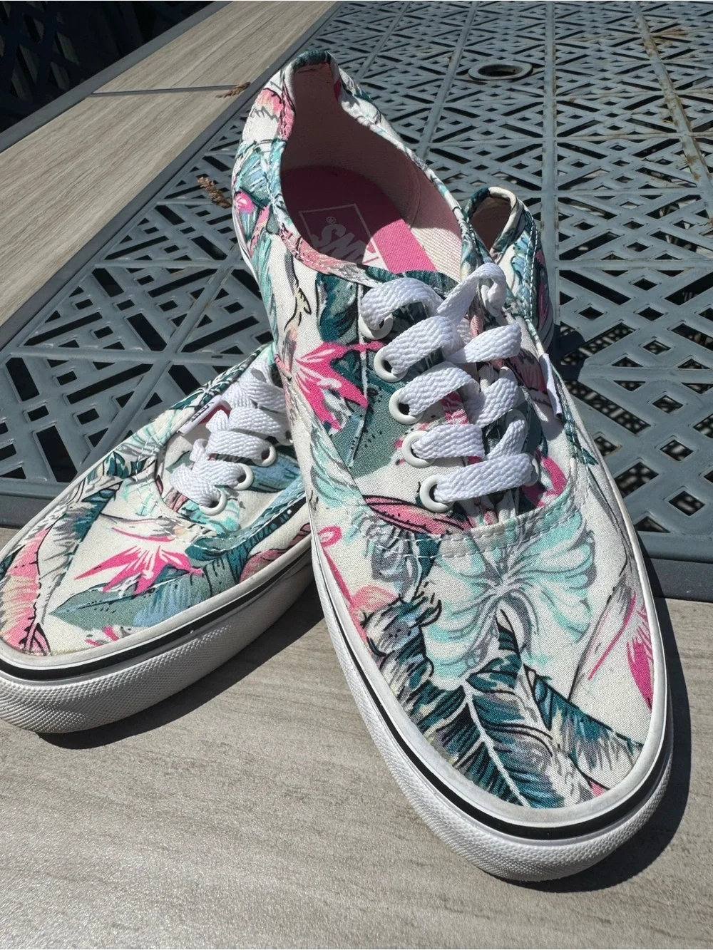 VANS old skool Paradise Floral tropical pattern   Size 9 womens